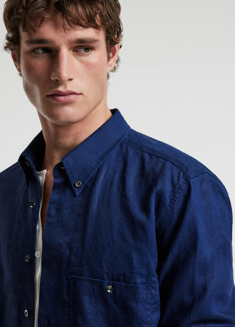 Classic Linen Shirt with Front Pocket