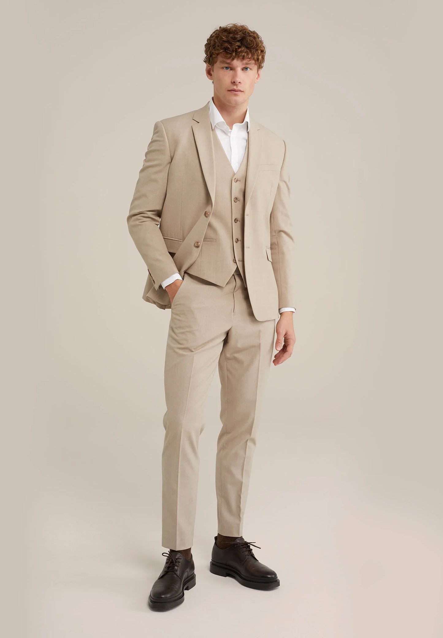 Men's Regular Fit Tailored Waistcoat - Beige
