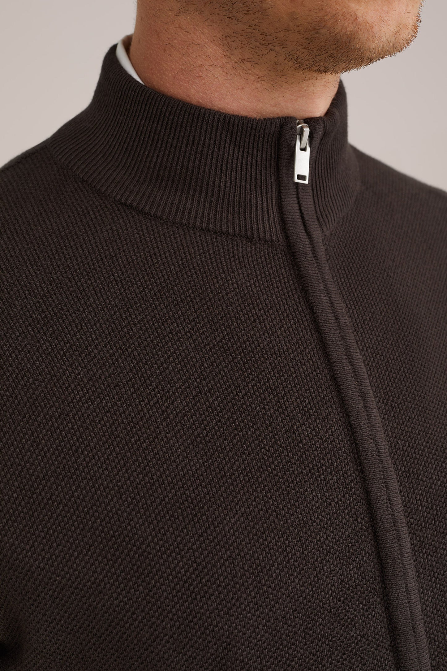 Fine Knit Sweater with Regular Fit - Brown