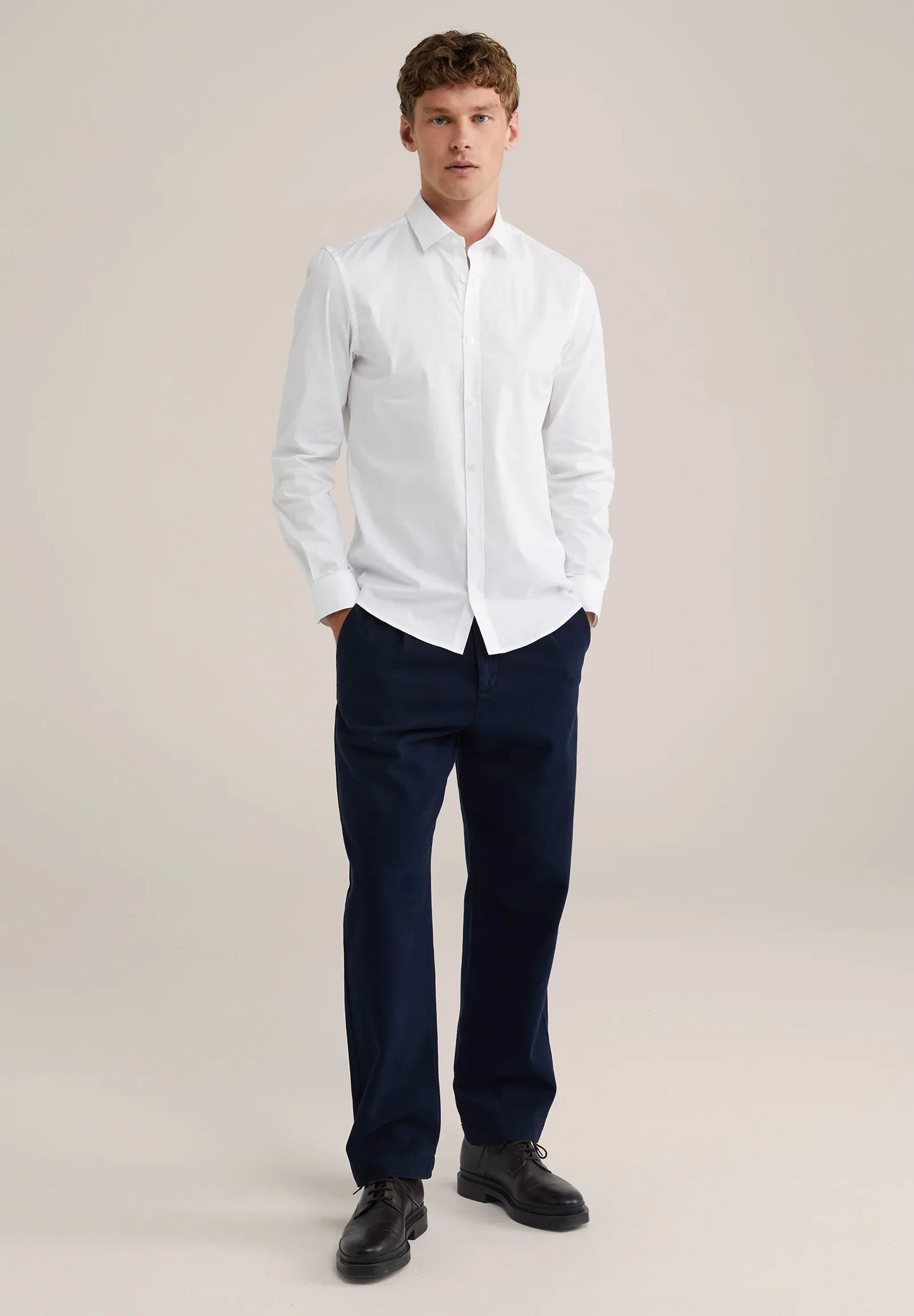 Classic Tailored Men's Dress Shirt - White