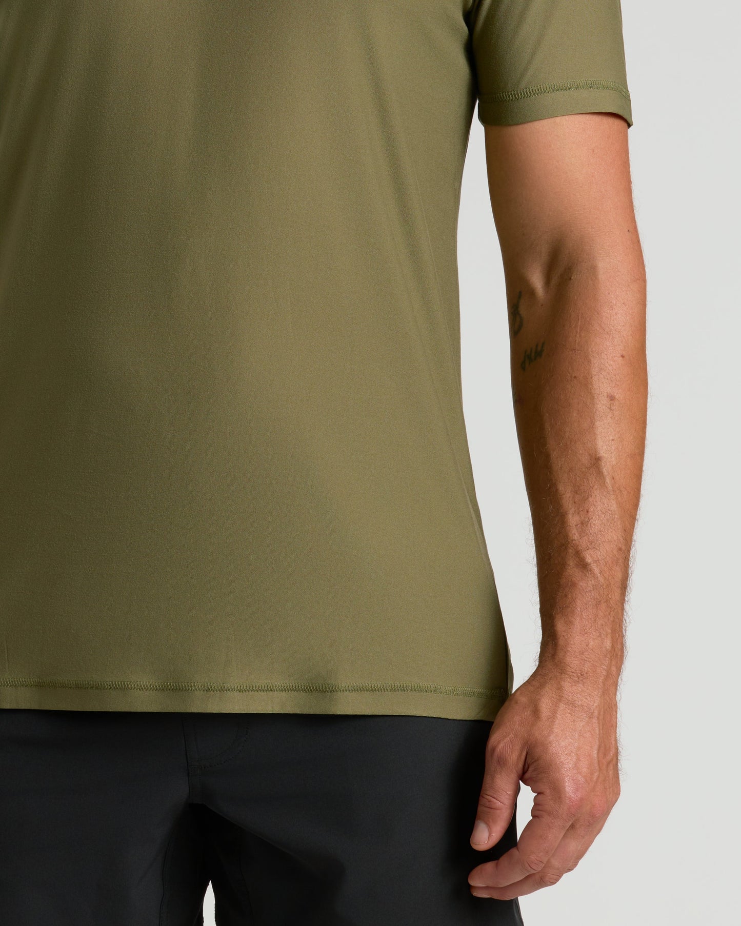 Classic Round Neck T-Shirt - Military Green