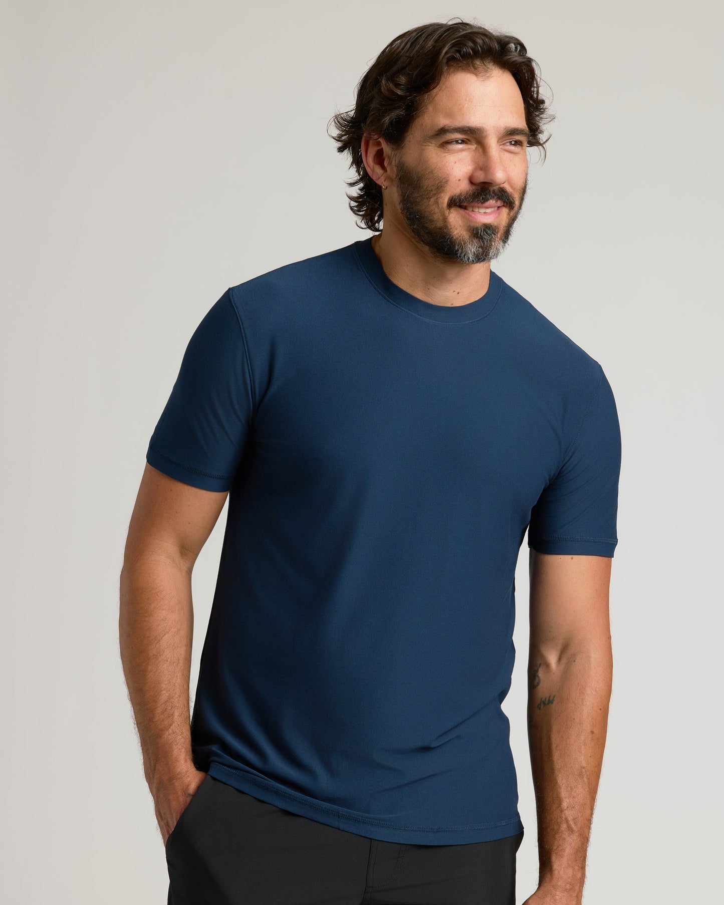 Classic Round Neck T-Shirt - Navy Blue