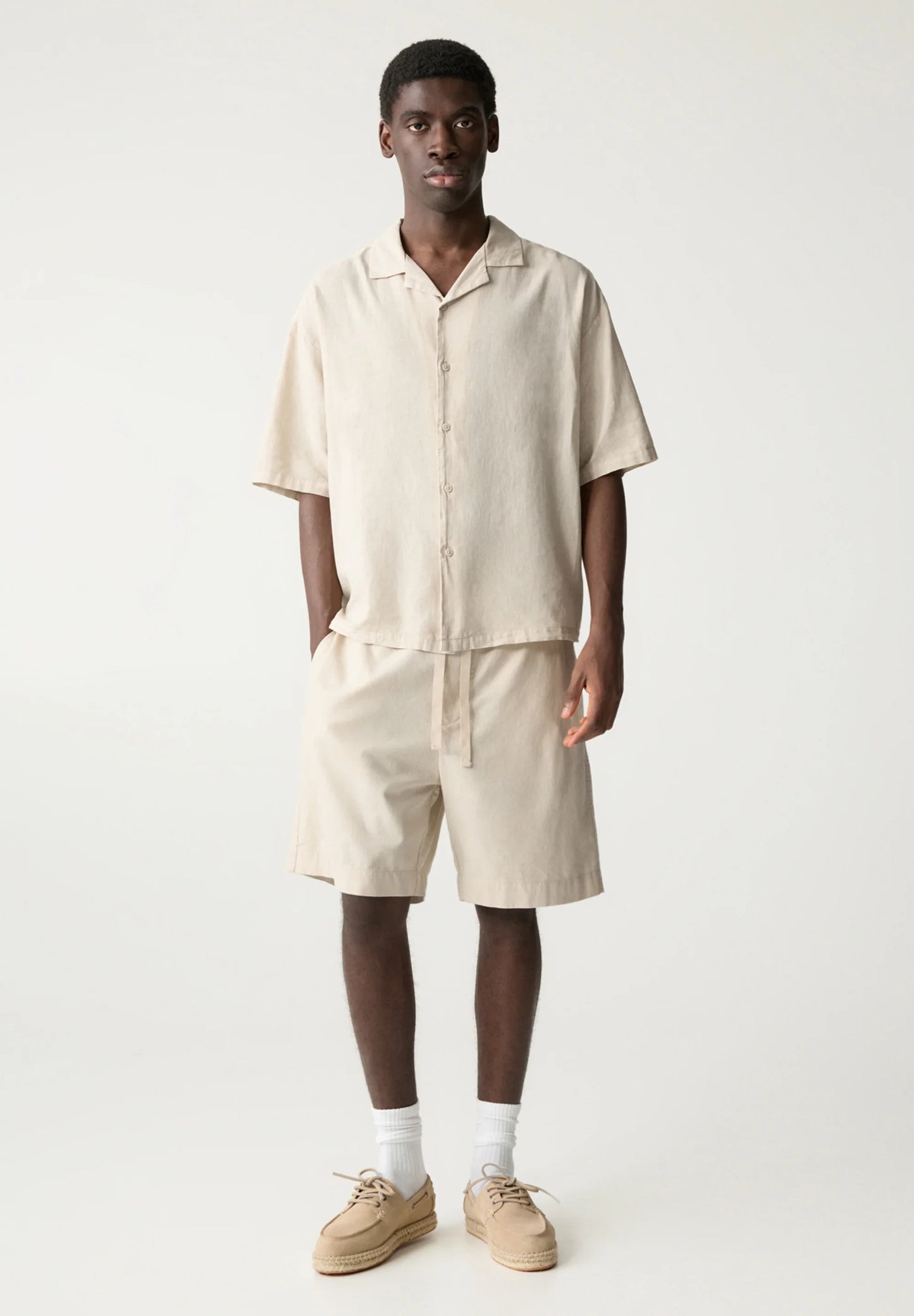 Linen Shorts - Beige